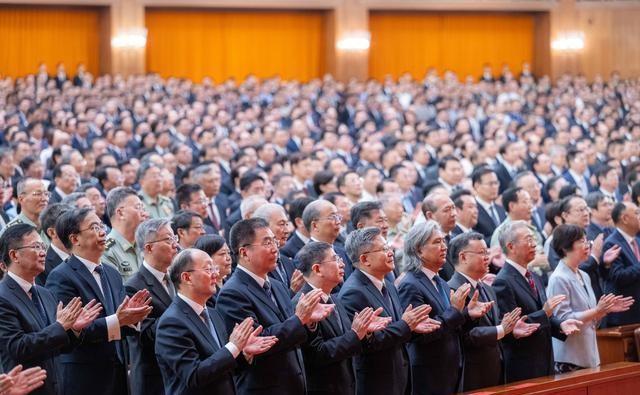 2024年香港免费资料,准则解答解释落实_媒体版76.87.85